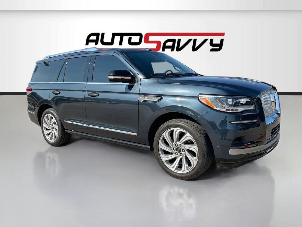 2024 LINCOLN Navigator