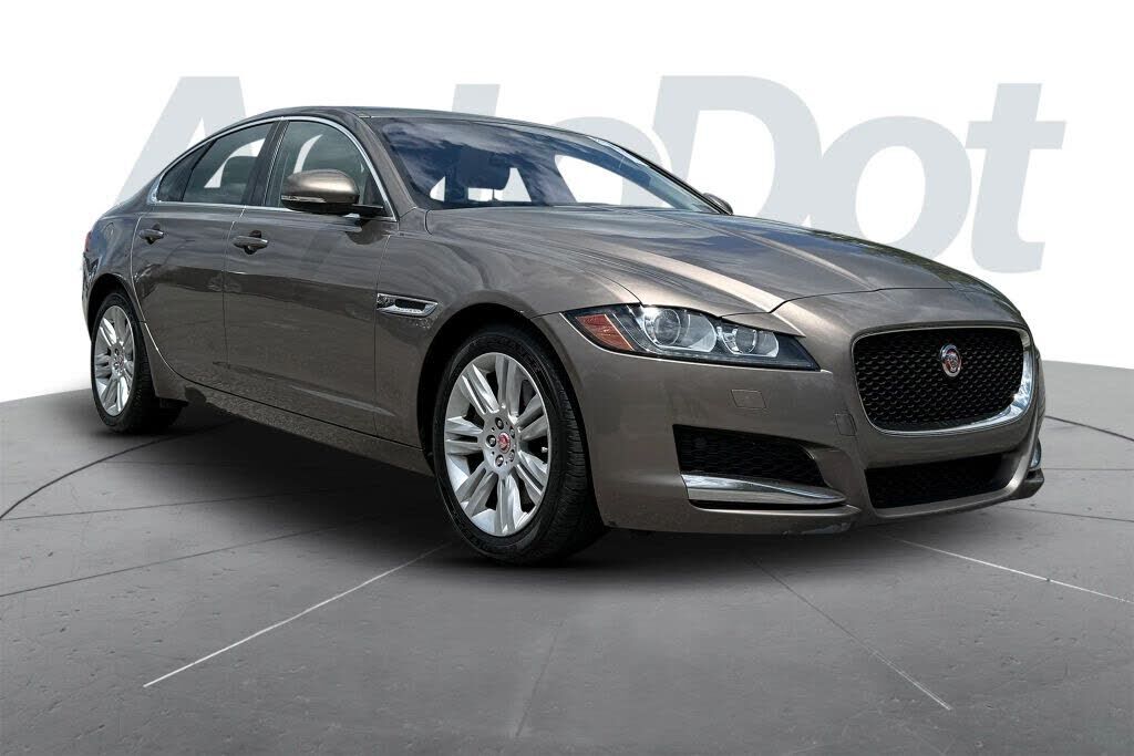 2017 JAGUAR XF