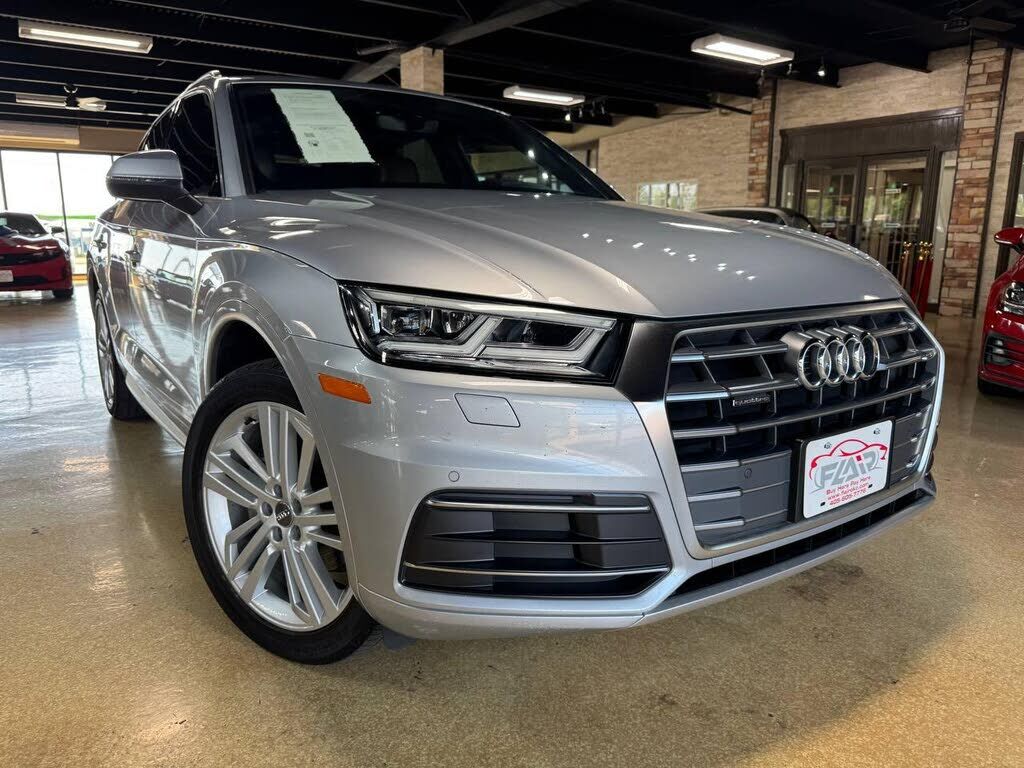 2018 AUDI Q5