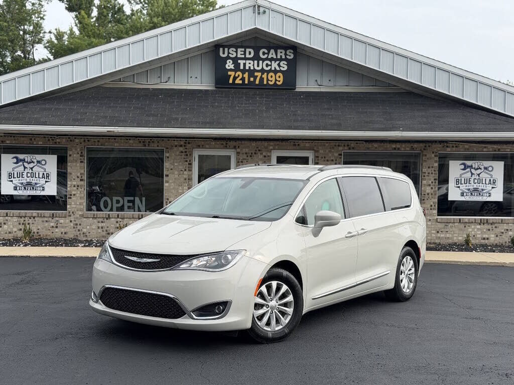2017 CHRYSLER Pacifica