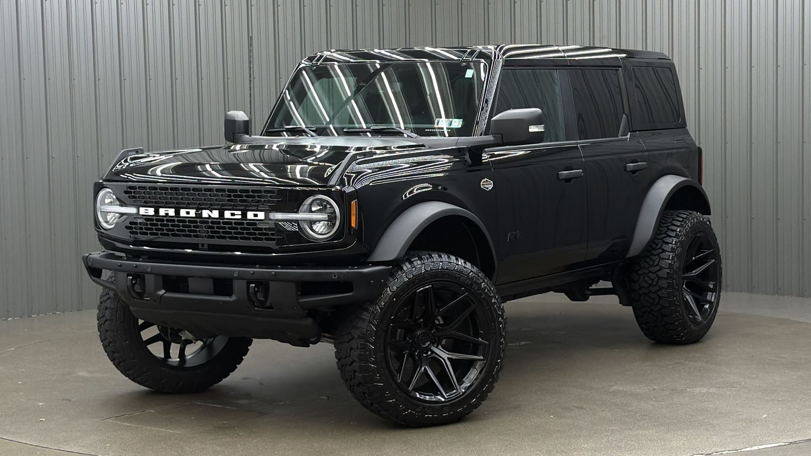 2024 FORD Bronco