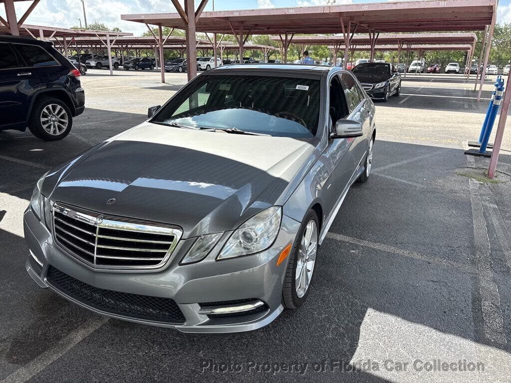 2012 MERCEDES-BENZ E-Class