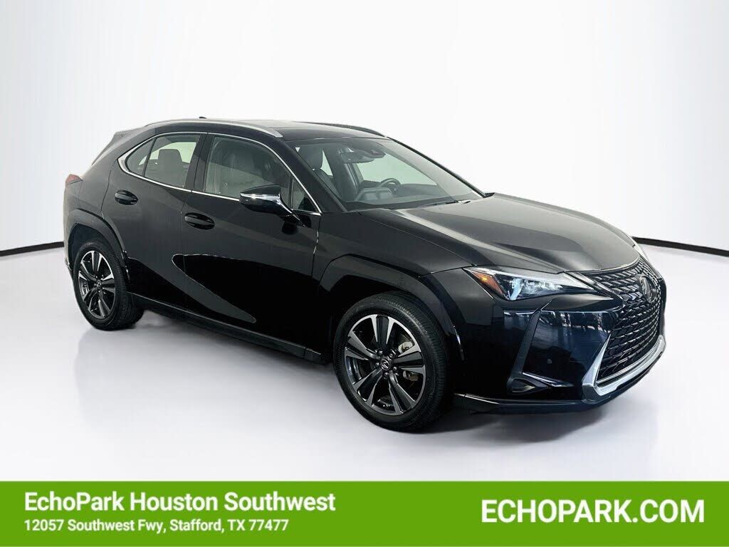 2024 LEXUS UX