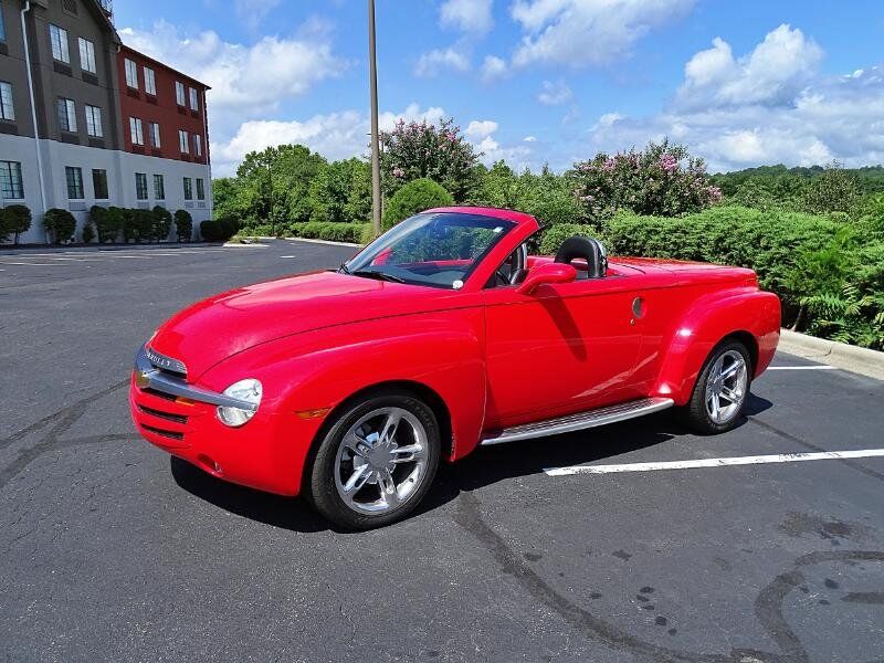2004 CHEVROLET SSR