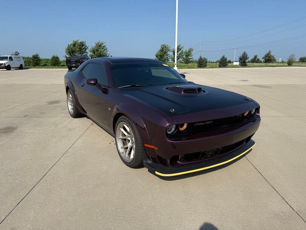 2020 DODGE Challenger