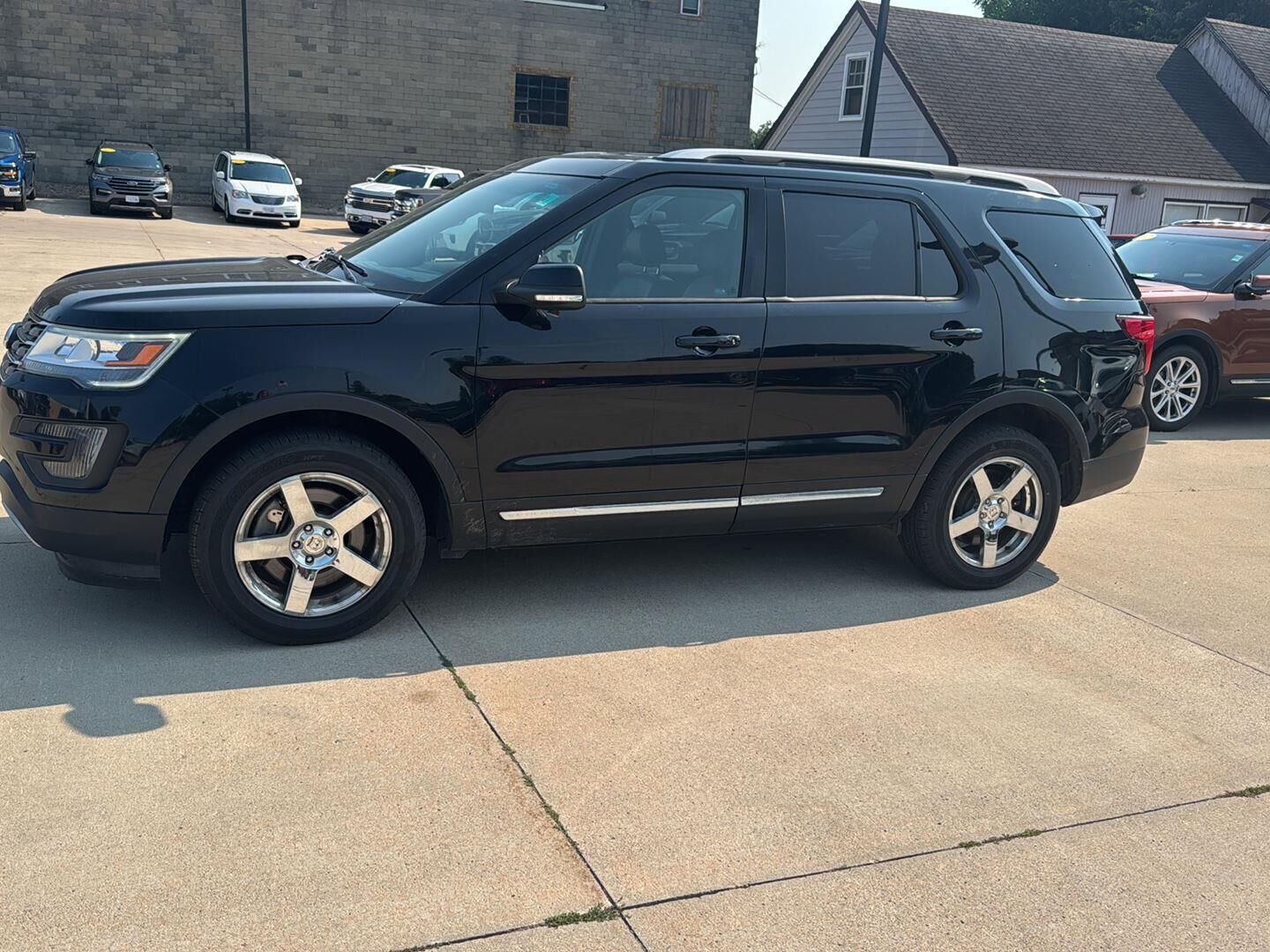 2016 FORD Explorer