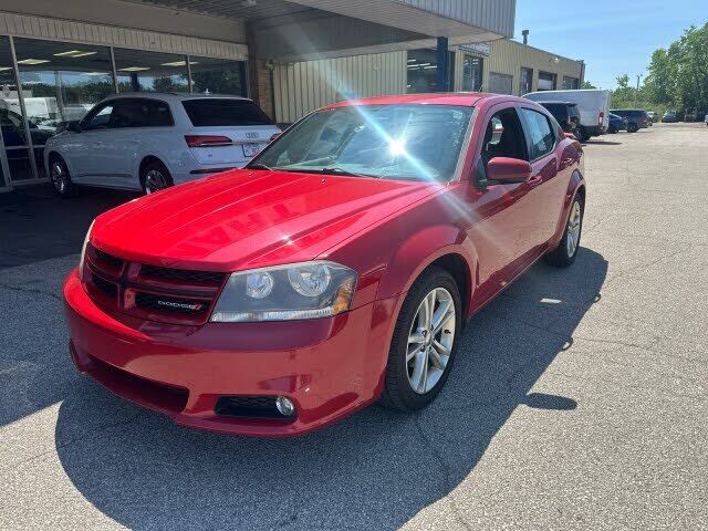 2014 DODGE Avenger