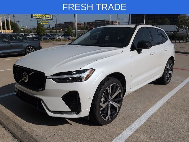 2025 VOLVO XC60