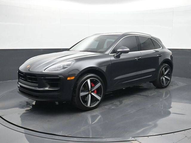 2022 PORSCHE Macan
