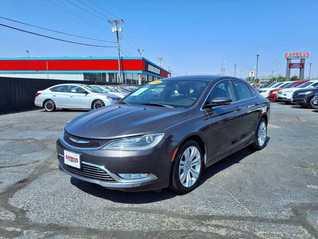2016 CHRYSLER 200
