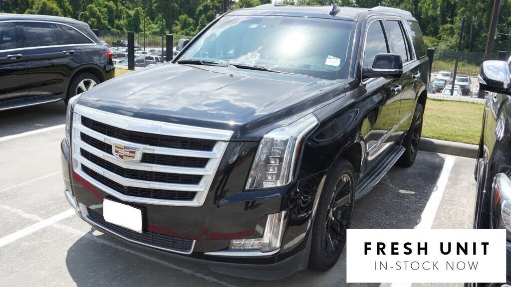 2016 CADILLAC Escalade