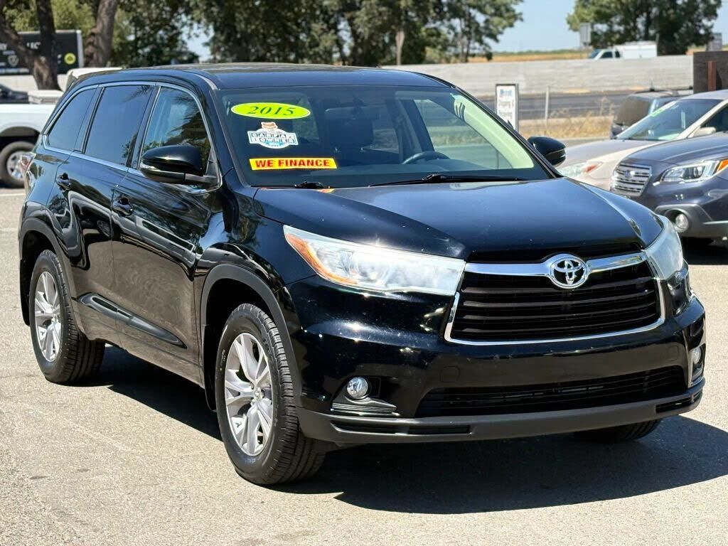 2015 TOYOTA Highlander