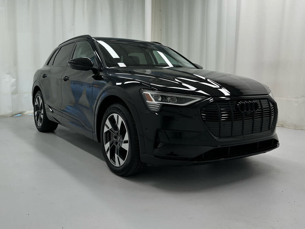 2023 AUDI e-tron