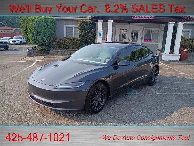 2025 TESLA Model 3