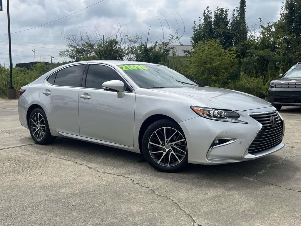 2016 LEXUS ES