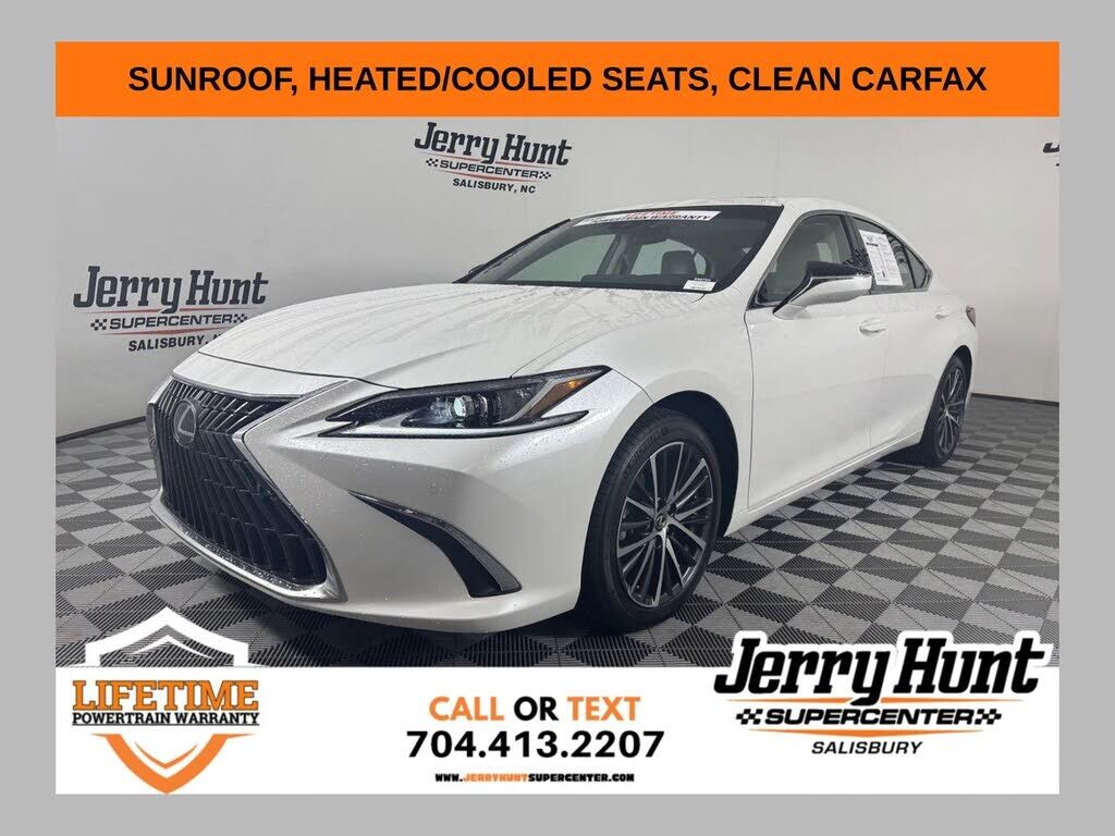 2024 LEXUS ES