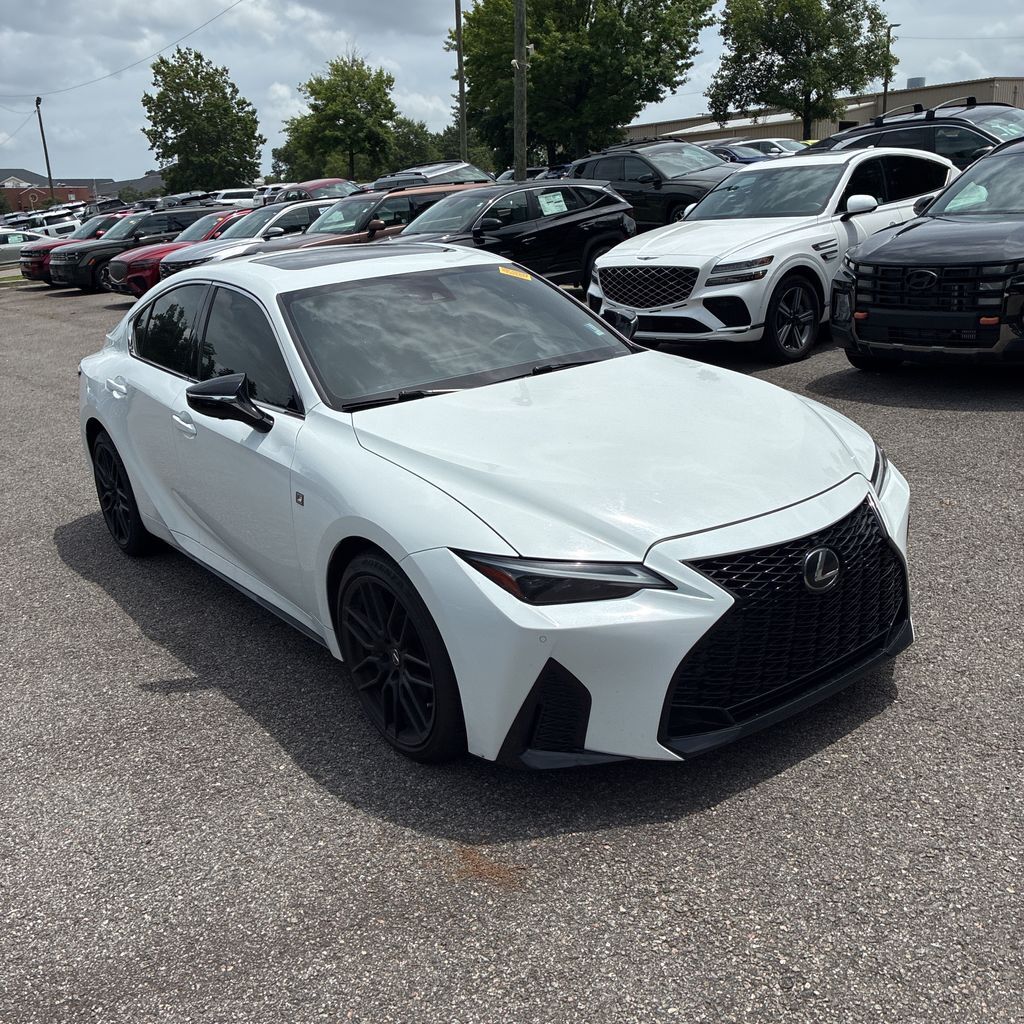 2021 LEXUS IS