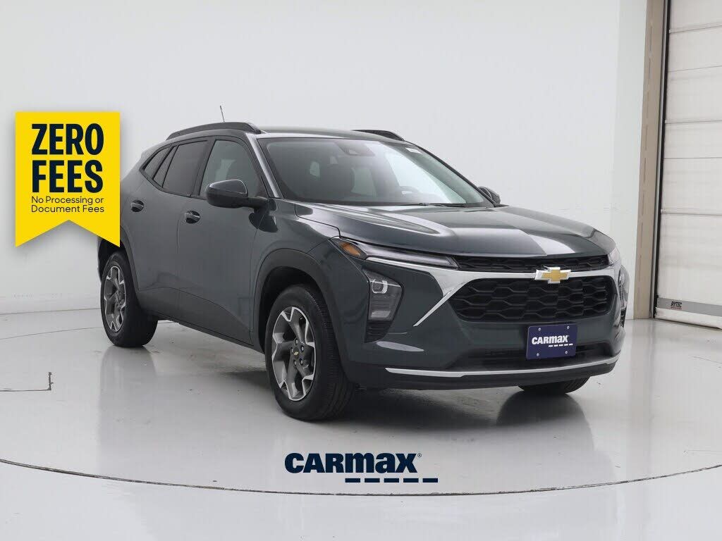 2025 CHEVROLET Trax