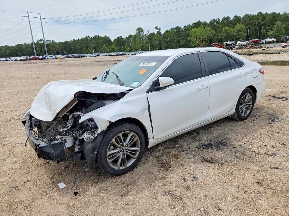 2017 TOYOTA Camry