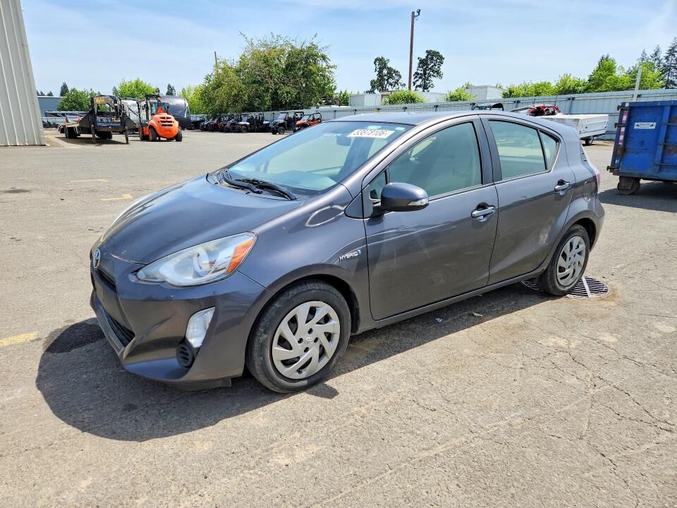 2015 TOYOTA Prius