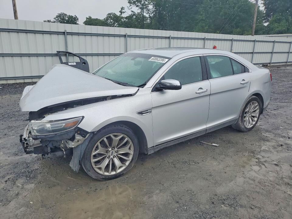 2015 FORD Taurus