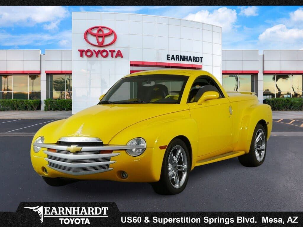 2004 CHEVROLET SSR