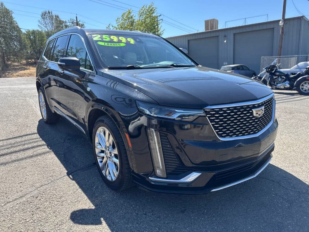 2020 CADILLAC XT6