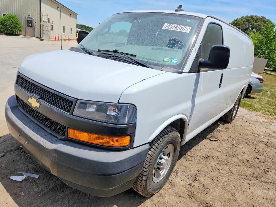 2021 CHEVROLET Express