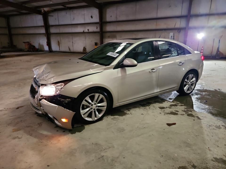 2013 CHEVROLET Cruze