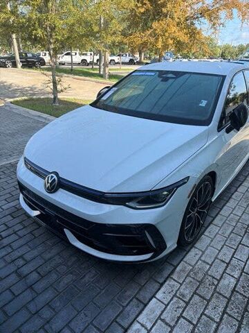2026 VOLKSWAGEN Golf R