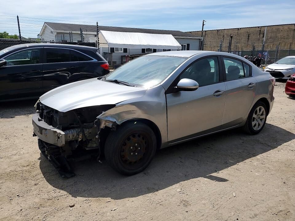 2011 MAZDA Mazda3