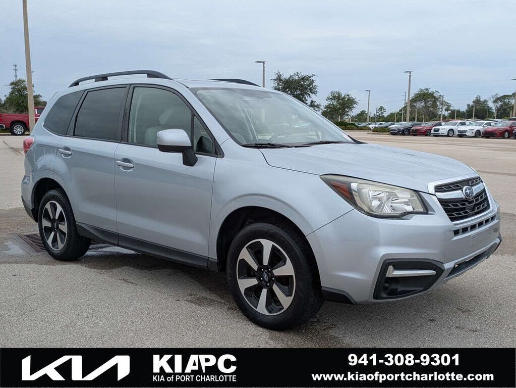 2017 SUBARU Forester