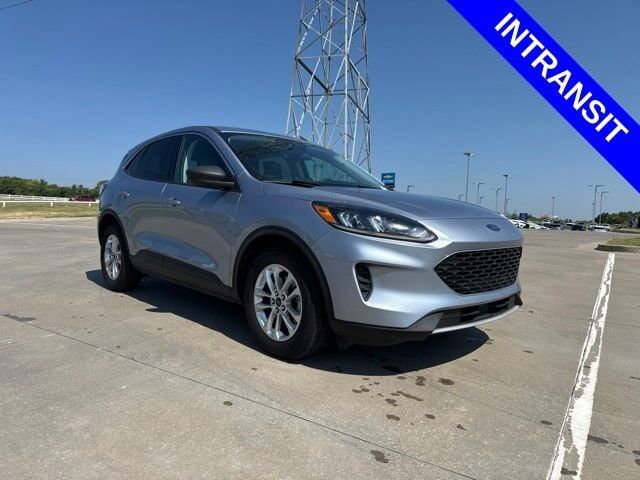 2022 FORD Escape