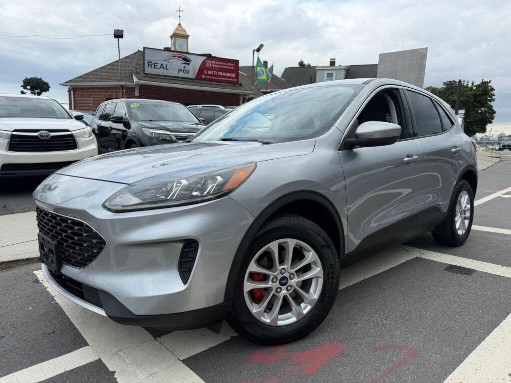 2021 FORD Escape