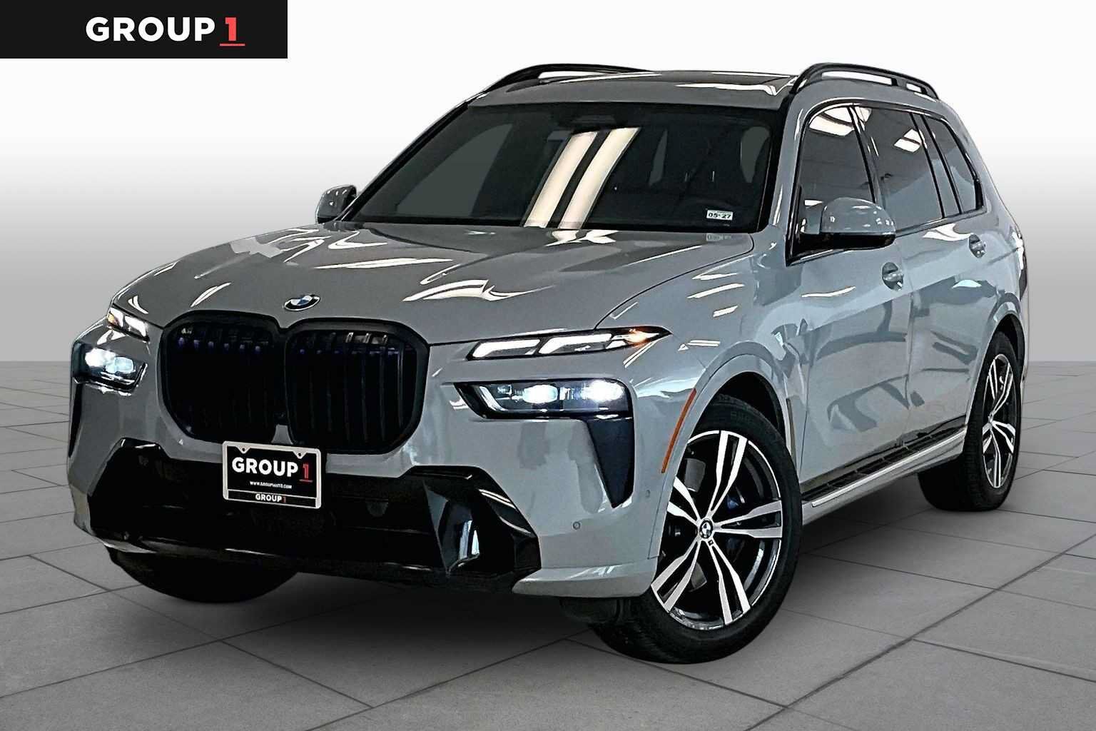 2023 BMW X7