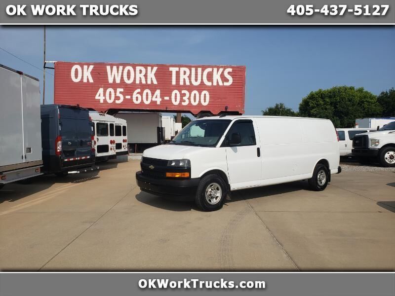 2020 CHEVROLET Express