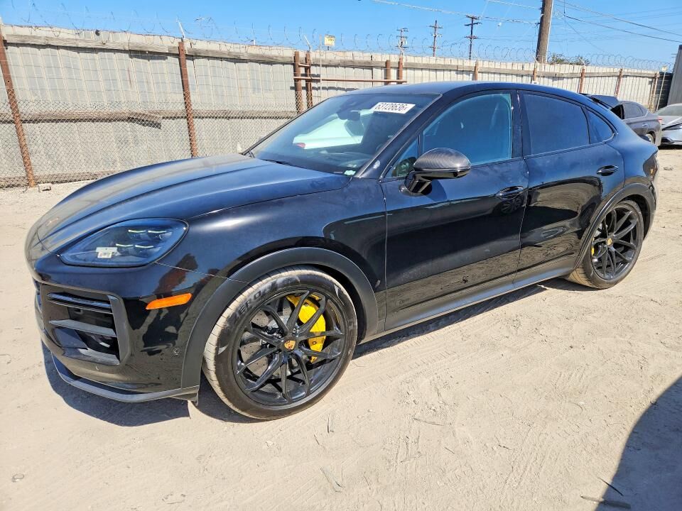 2024 PORSCHE Cayenne