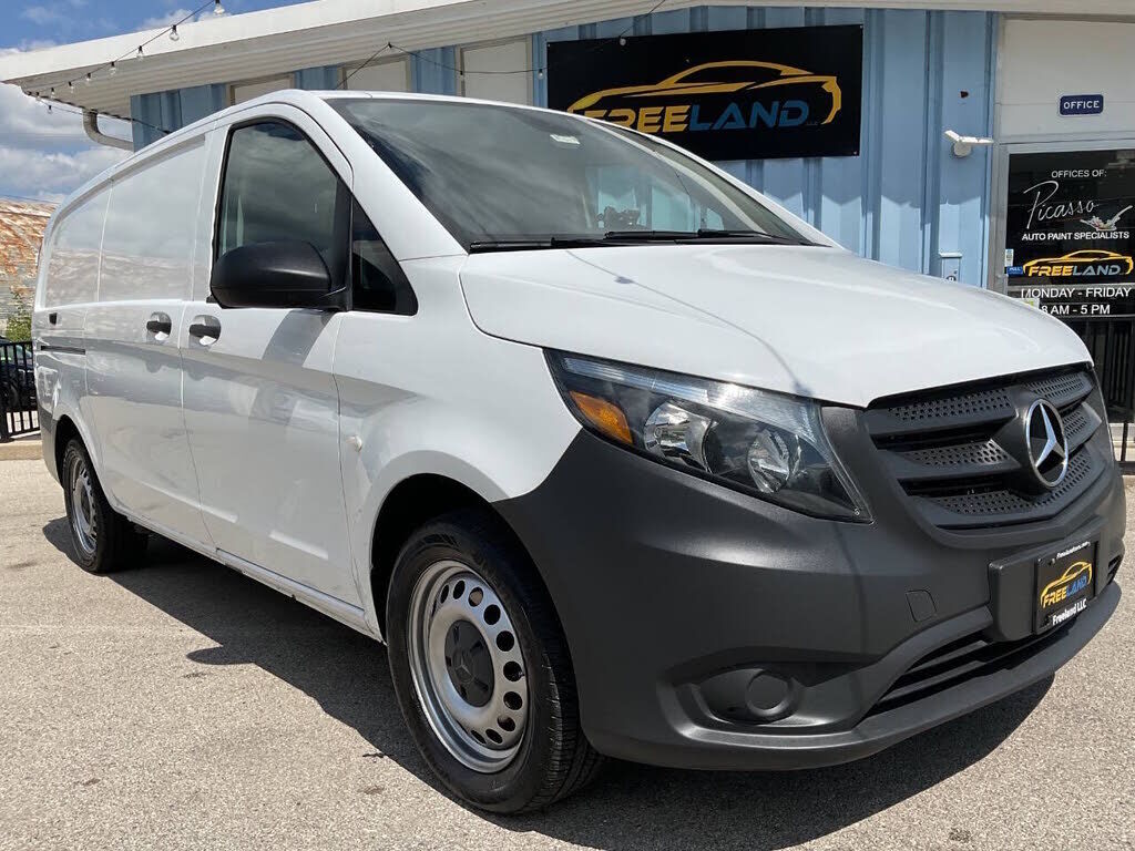 2020 MERCEDES-BENZ METRIS