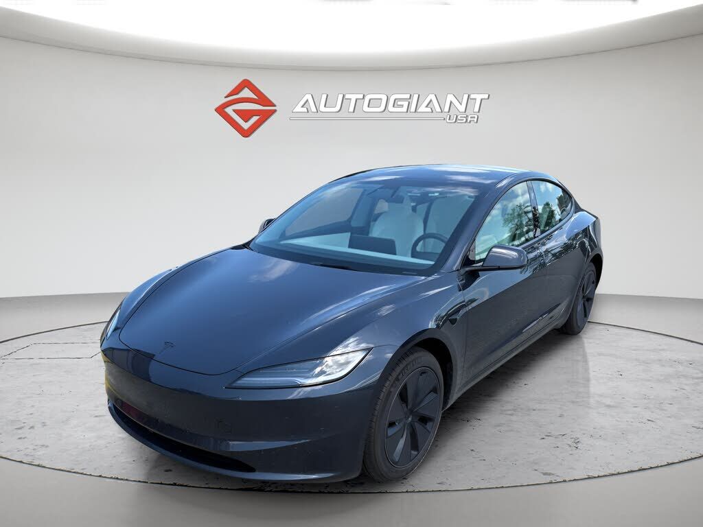 2026 TESLA Model 3