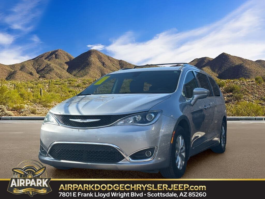 2019 CHRYSLER Pacifica