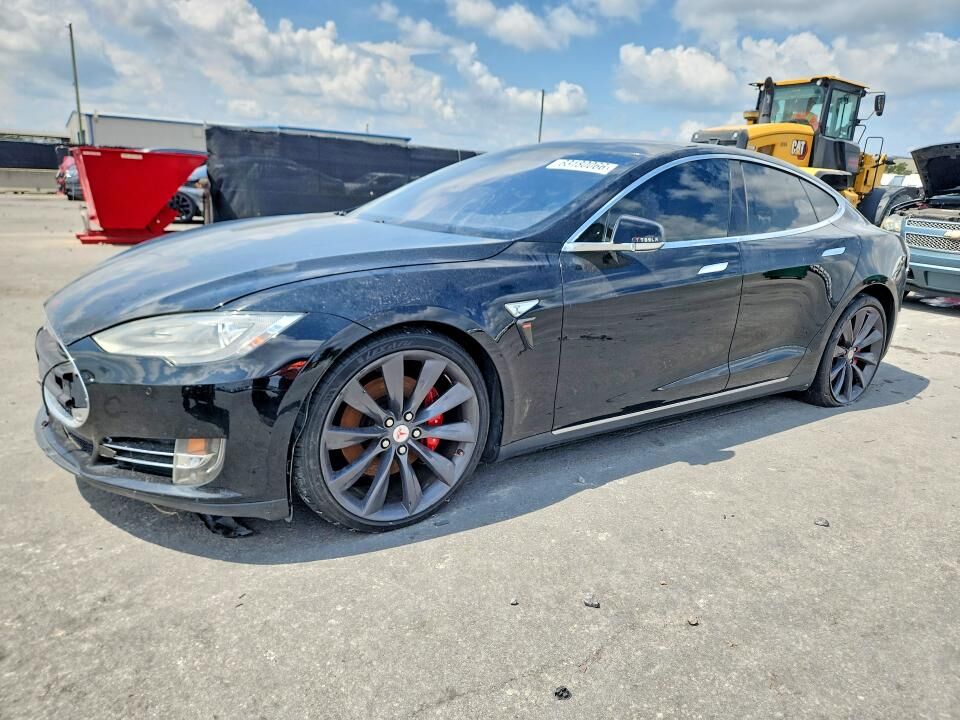 2014 TESLA Model S