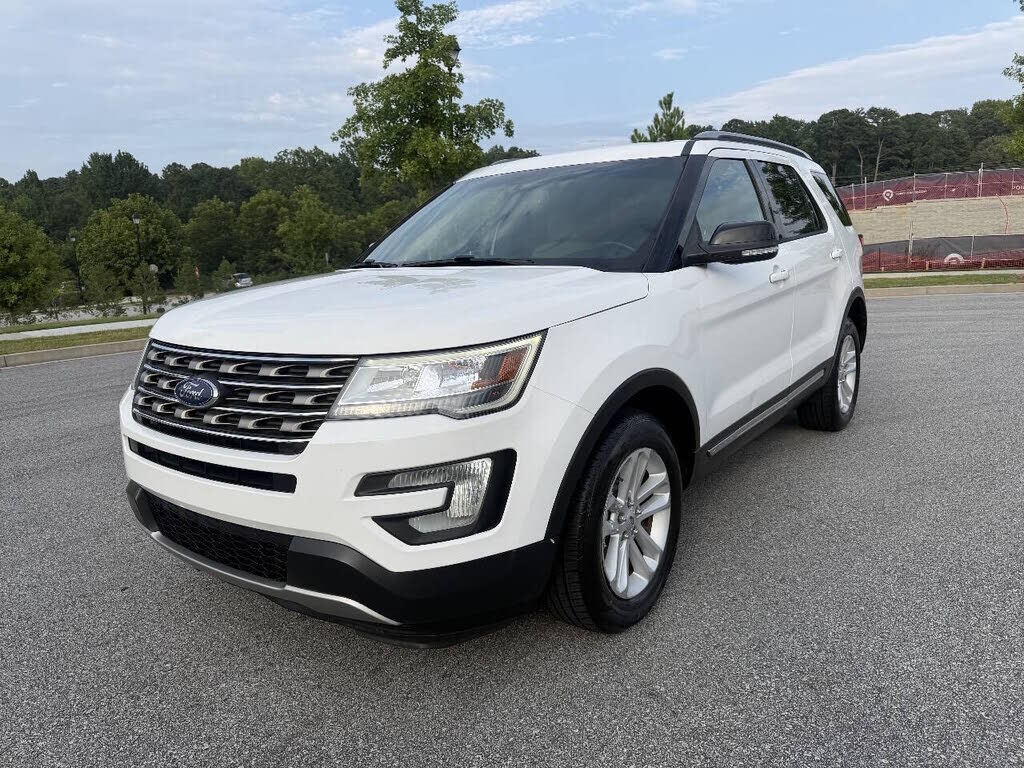2017 FORD Explorer