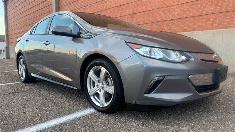2018 CHEVROLET Volt