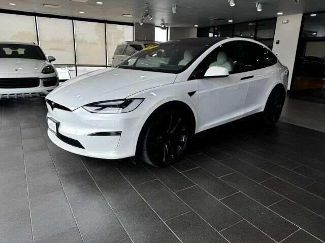 2023 TESLA Model X