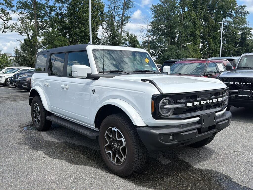 2024 FORD Bronco
