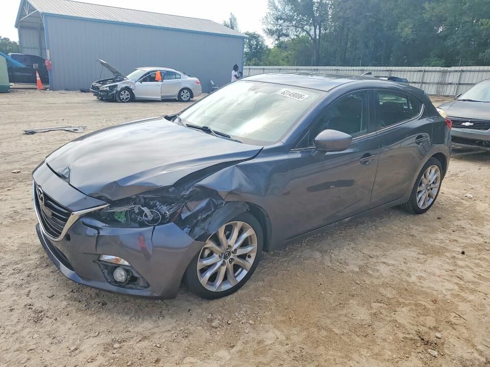2016 MAZDA Mazda3