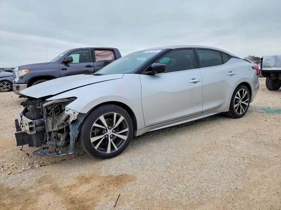 2017 NISSAN Maxima