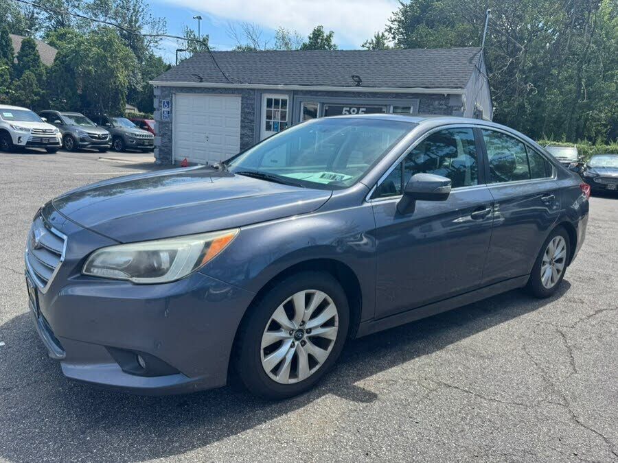 2016 SUBARU Legacy