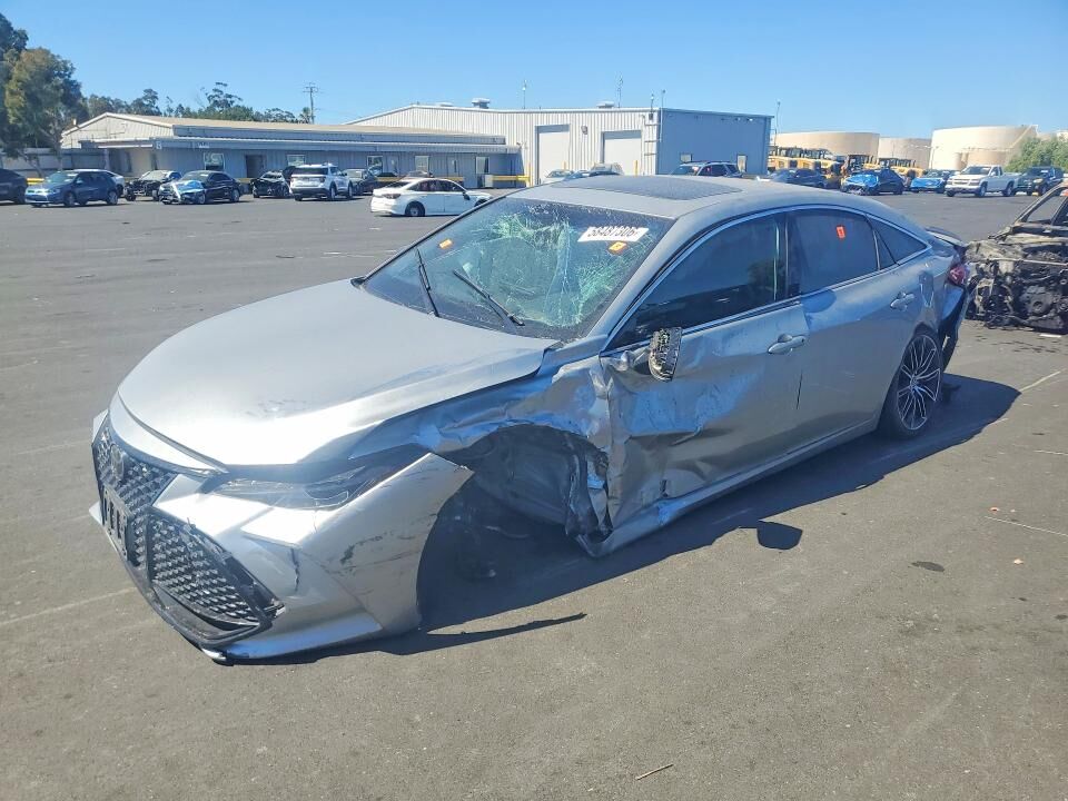 2022 TOYOTA Avalon