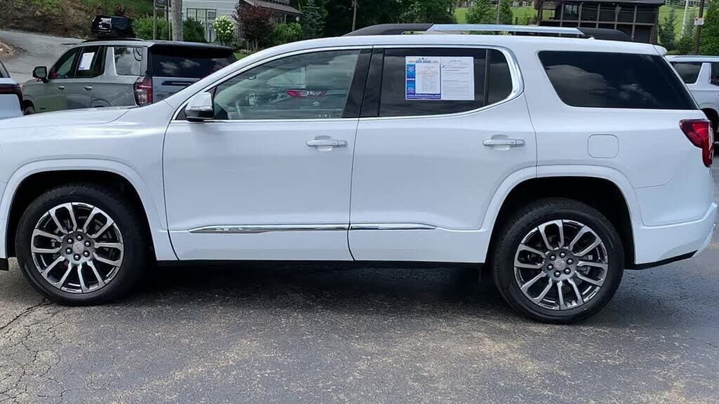 2023 GMC Acadia